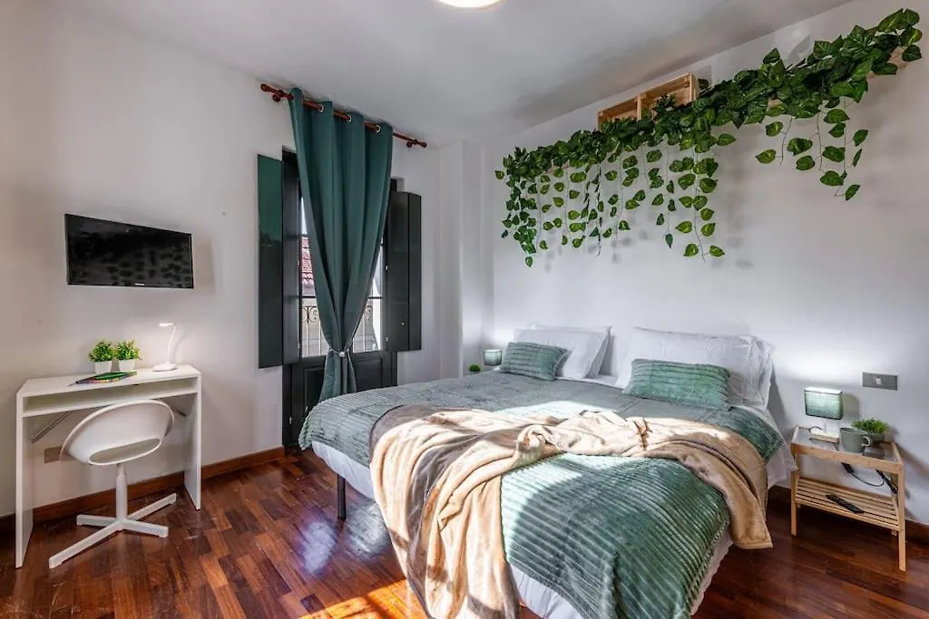 Close To Duomo Lovely City Center Flat location