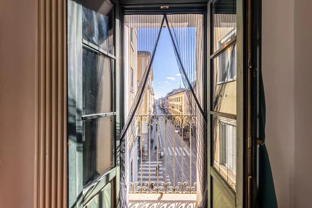 Close To Duomo Lovely City Center Flat Apartment Milan